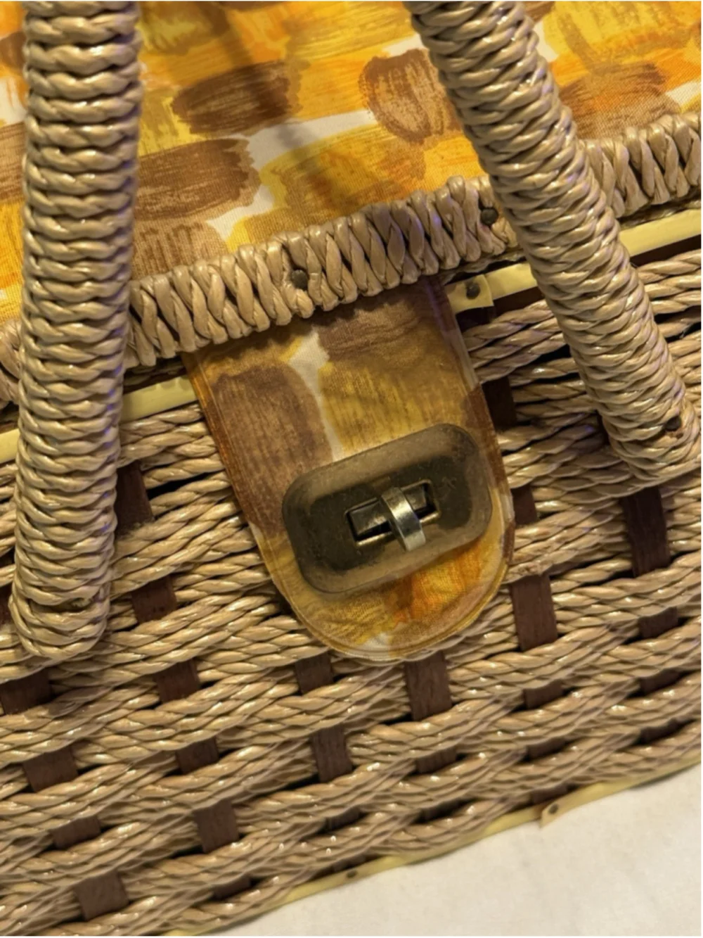 Vintage Retro Sewing Box Wicker Fabric Top Double Handle + Contents - NOTIONS